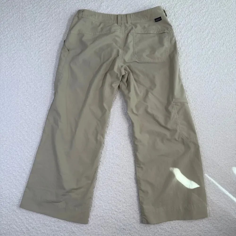 Patagonia Women's Crop Wide Leg Hiking Pants Size 2 Nylon Capri Outdoors Utility